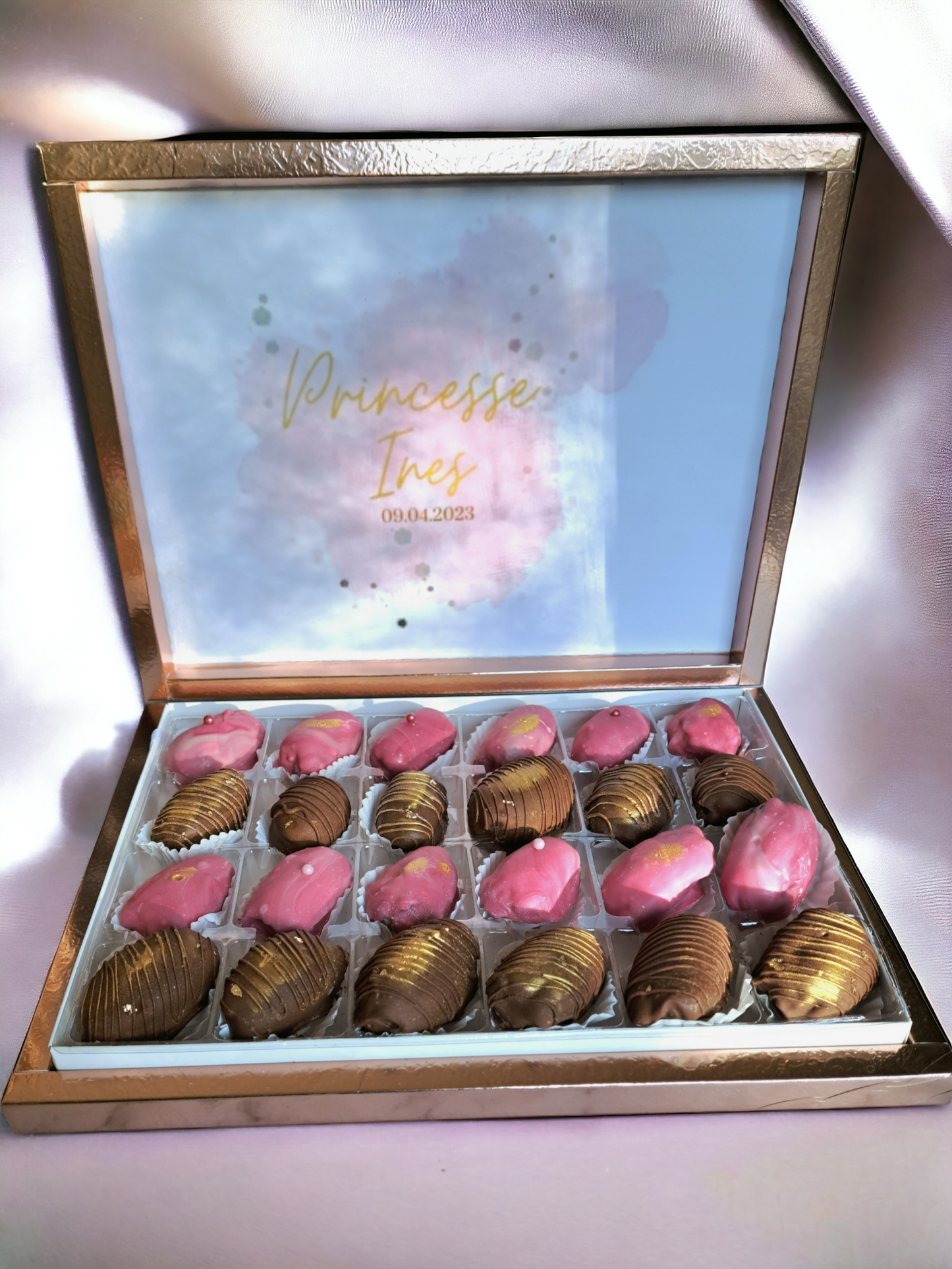 Coffret Personnalisé Medjool 24 Dattes ( remise main propre )